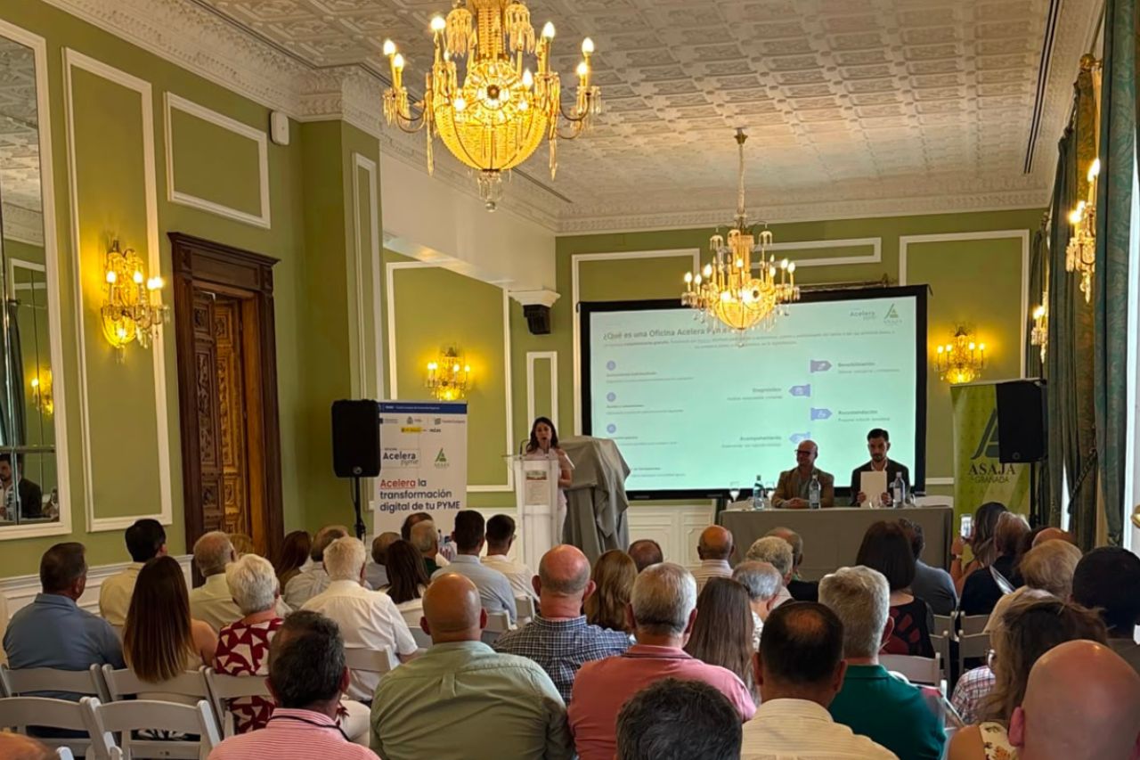 ASAJA GRANADA presentó los actos de su 50 aniversario en una asamblea clave sobre la PAC